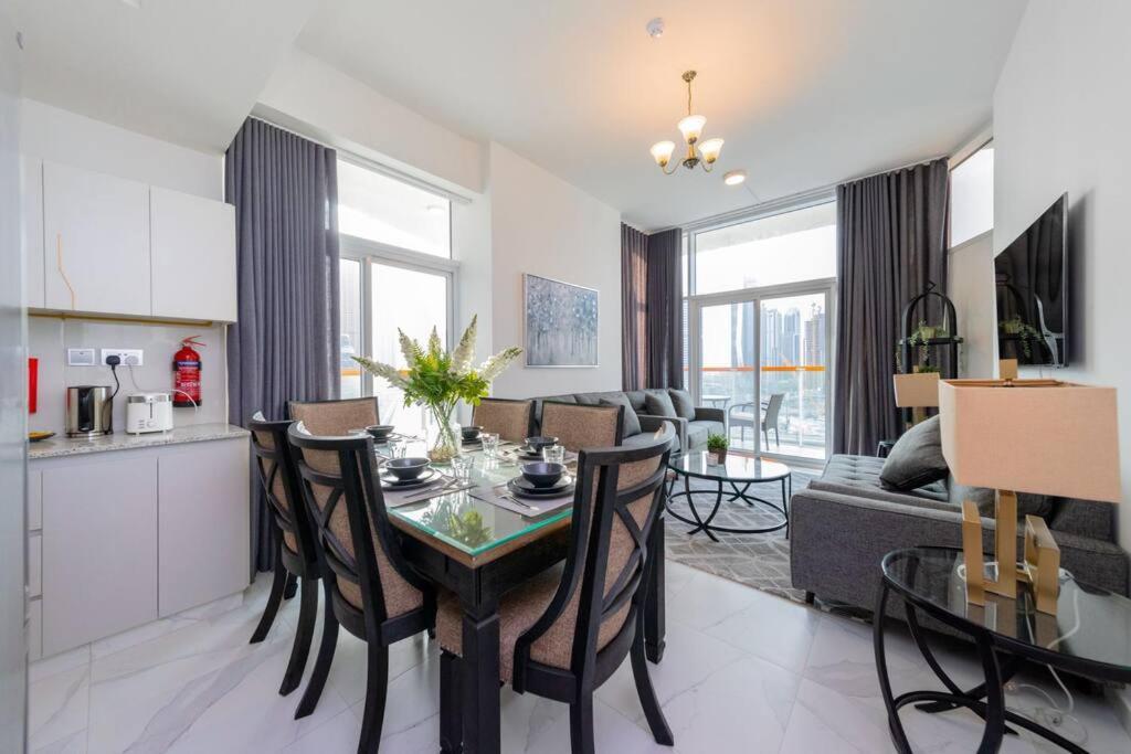 Millennium Binghatti, Business Bay - Mint Stay Ντουμπάι Εξωτερικό φωτογραφία