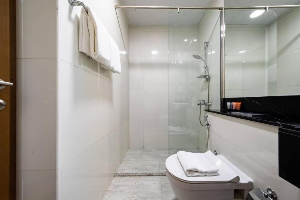 Millennium Binghatti, Business Bay - Mint Stay Ντουμπάι Εξωτερικό φωτογραφία